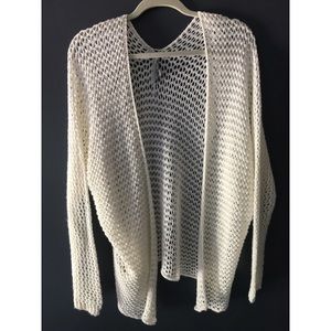 American Eagle White Open Stitch Kimono